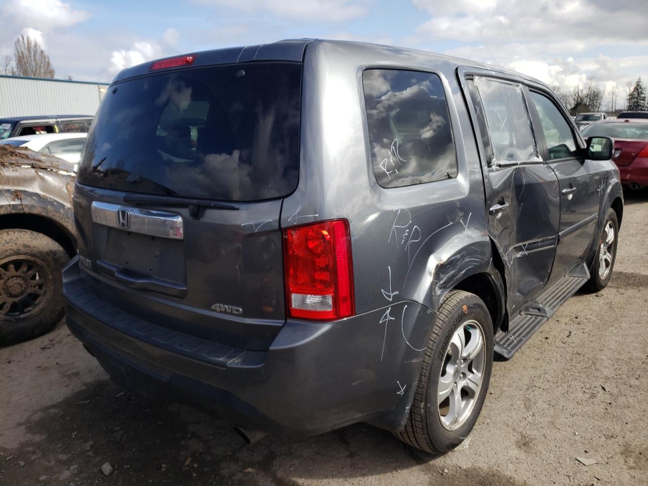 Photo 4 from auction – 2012 HONDA PILOT EXL with VIN 5FNYF4H58CB081201
