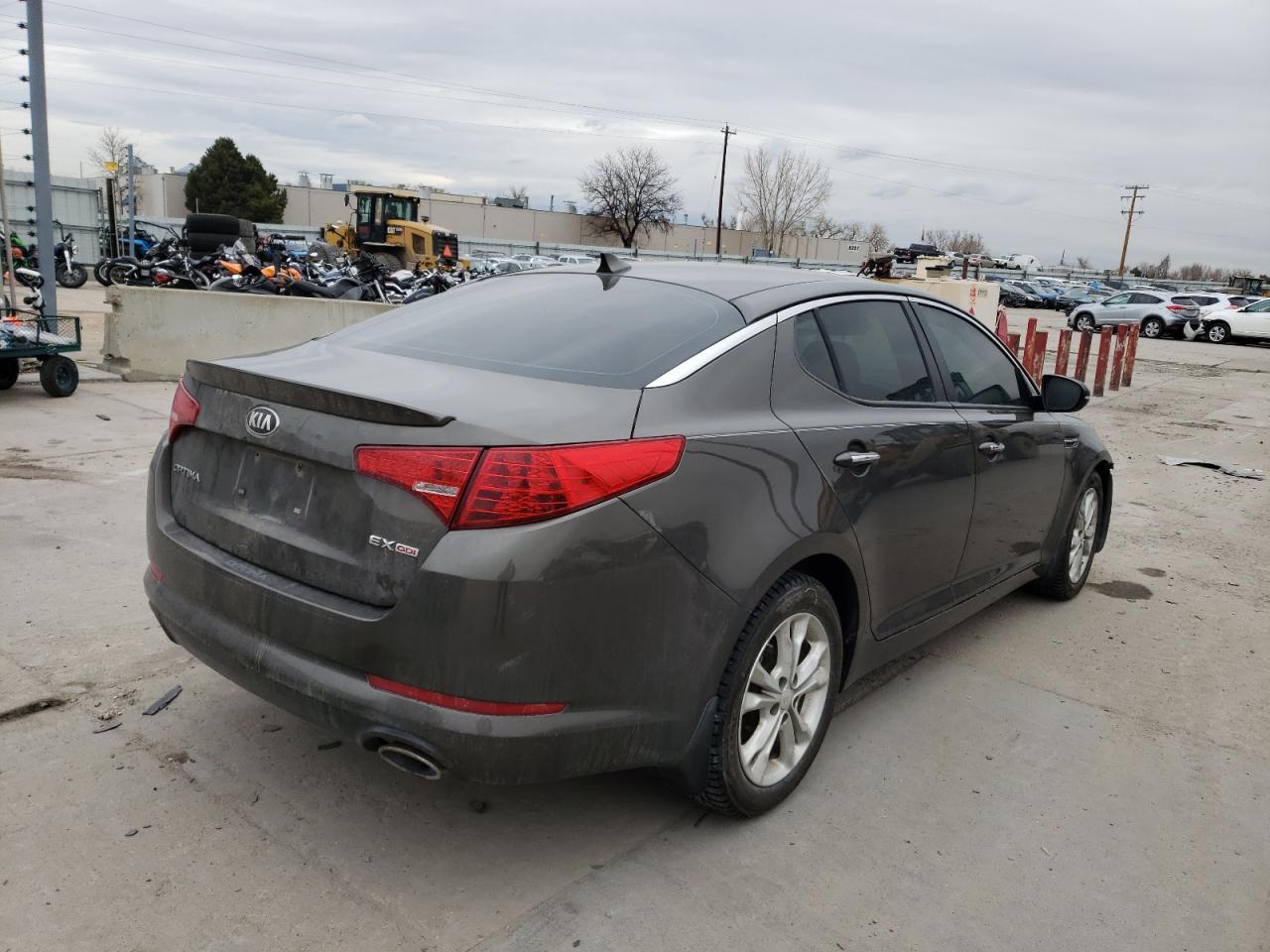 Photo 4 from auction – 2013 KIA OPTIMA EX with VIN 5XXGN4A77DG160528