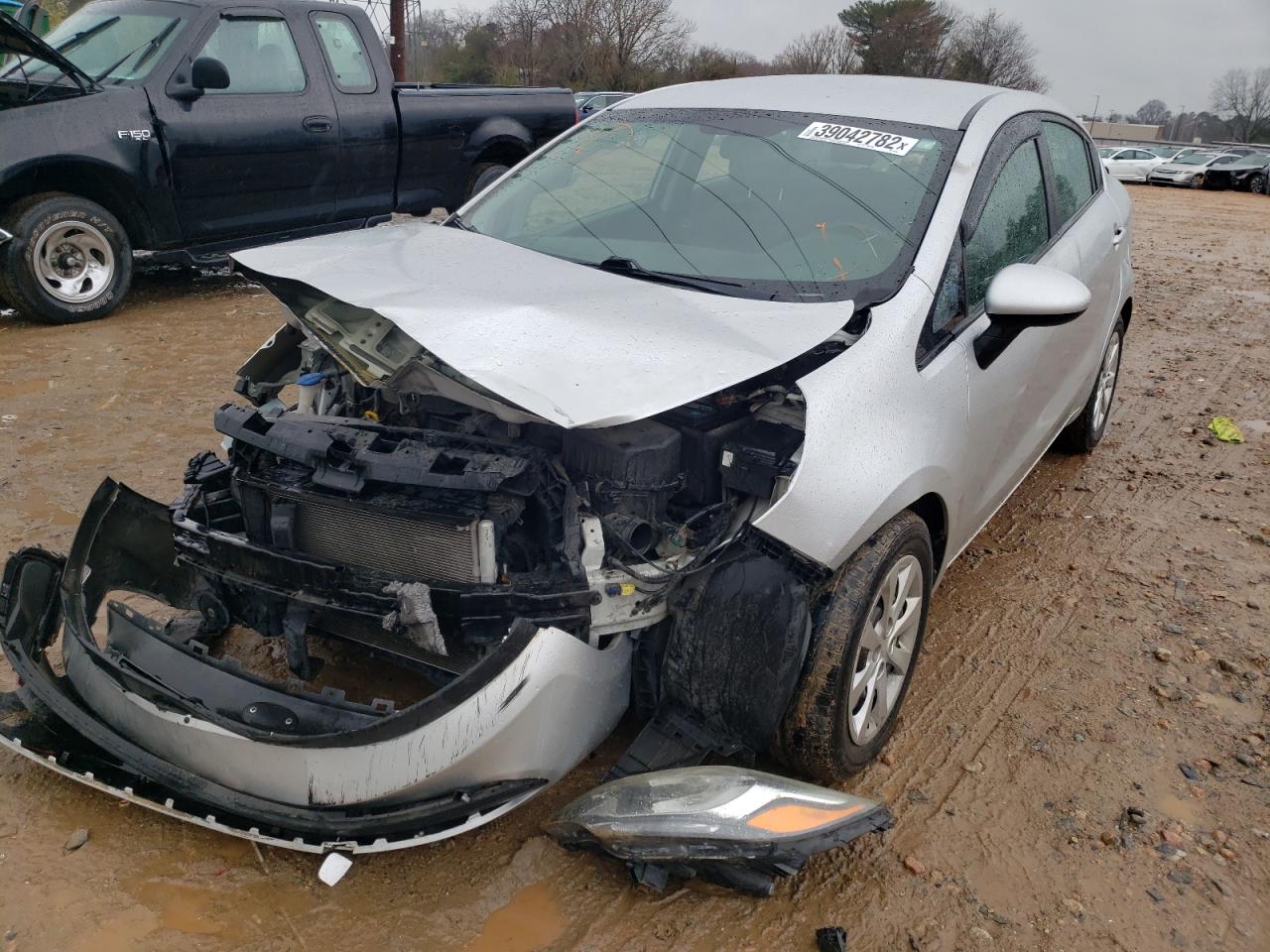 Photo 2 from auction – 2014 KIA RIO LX with VIN KNADM4A30E6363292