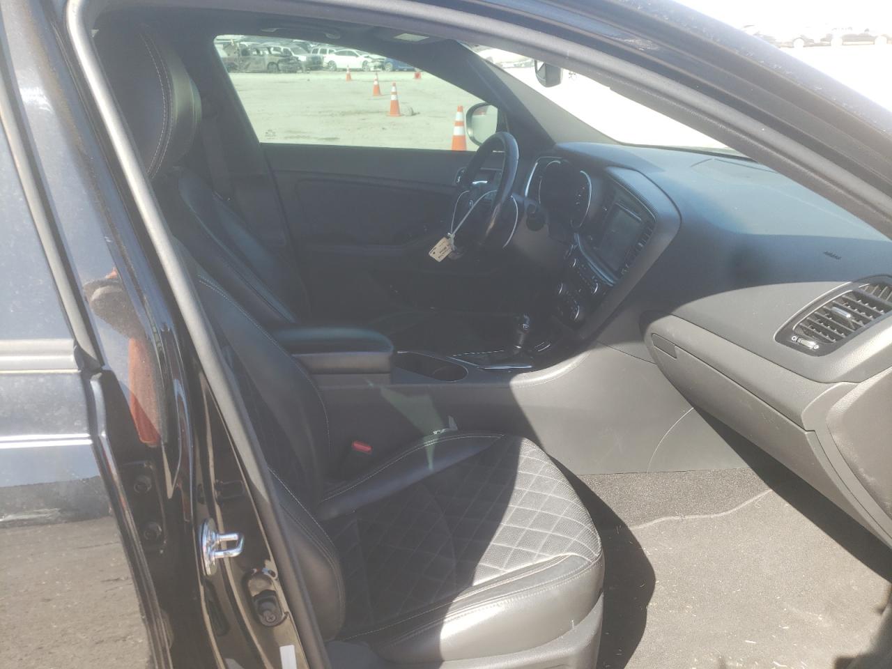 Photo 5 from auction – 2014 KIA OPTIMA SX with VIN 5XXGR4A60EG279003