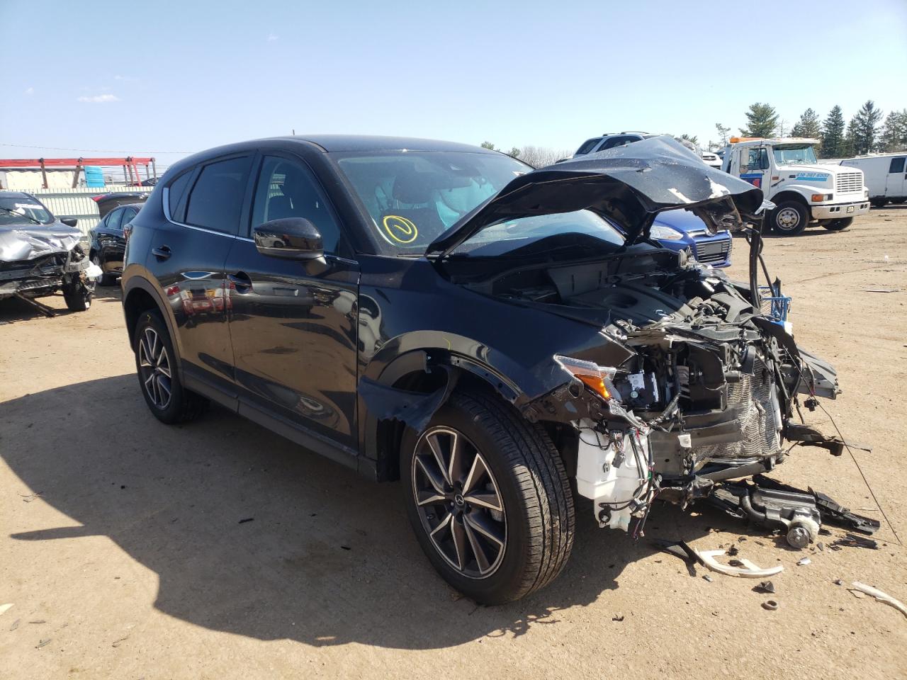 MAZDA CX-5 TOURI 2018 with VIN JM3KFBCM7J0453333 - Photo from auction