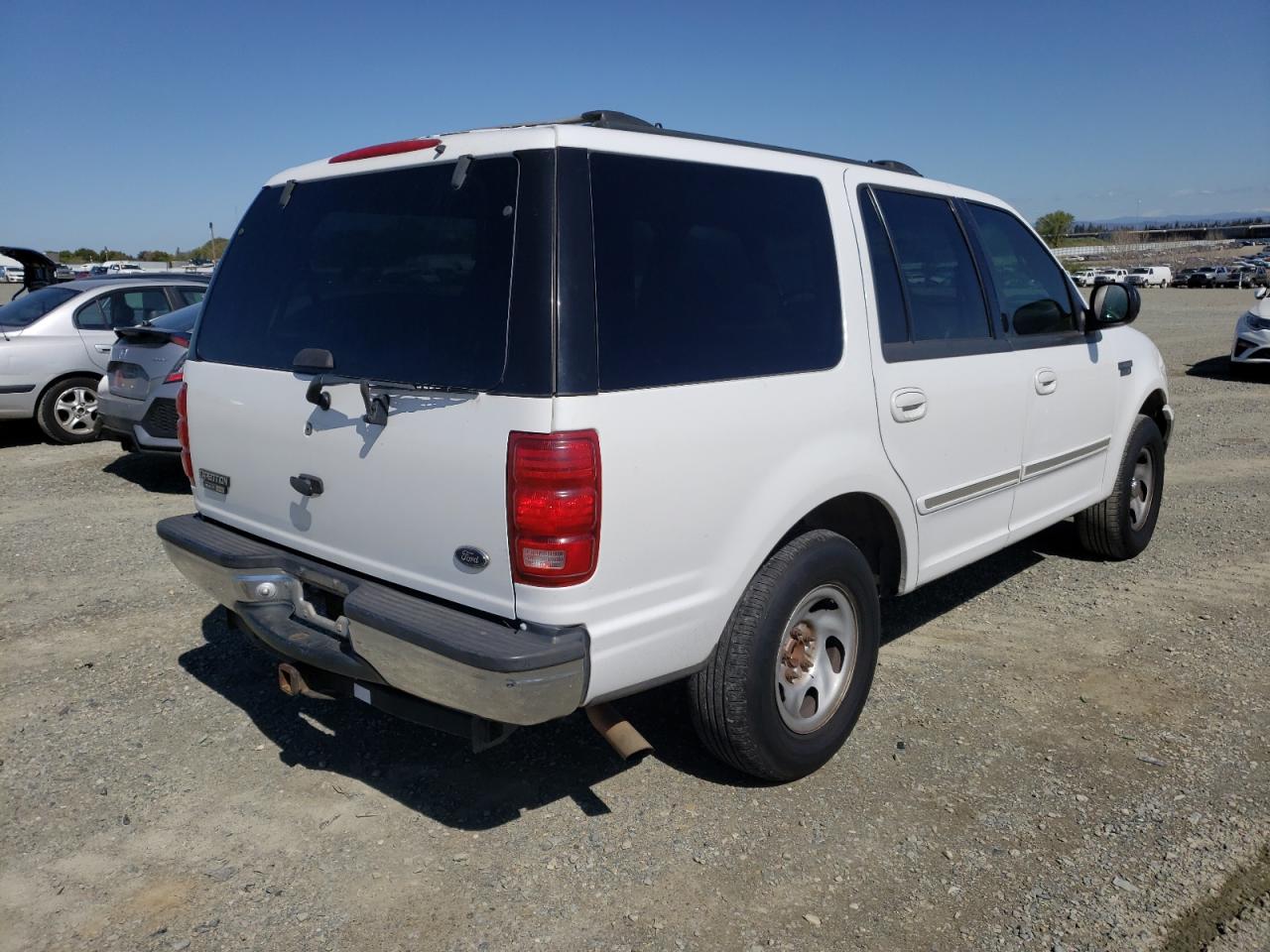 Photo 4 from auction – 2001 FORD EXPEDITION with VIN 1FMRU15W31LB62974