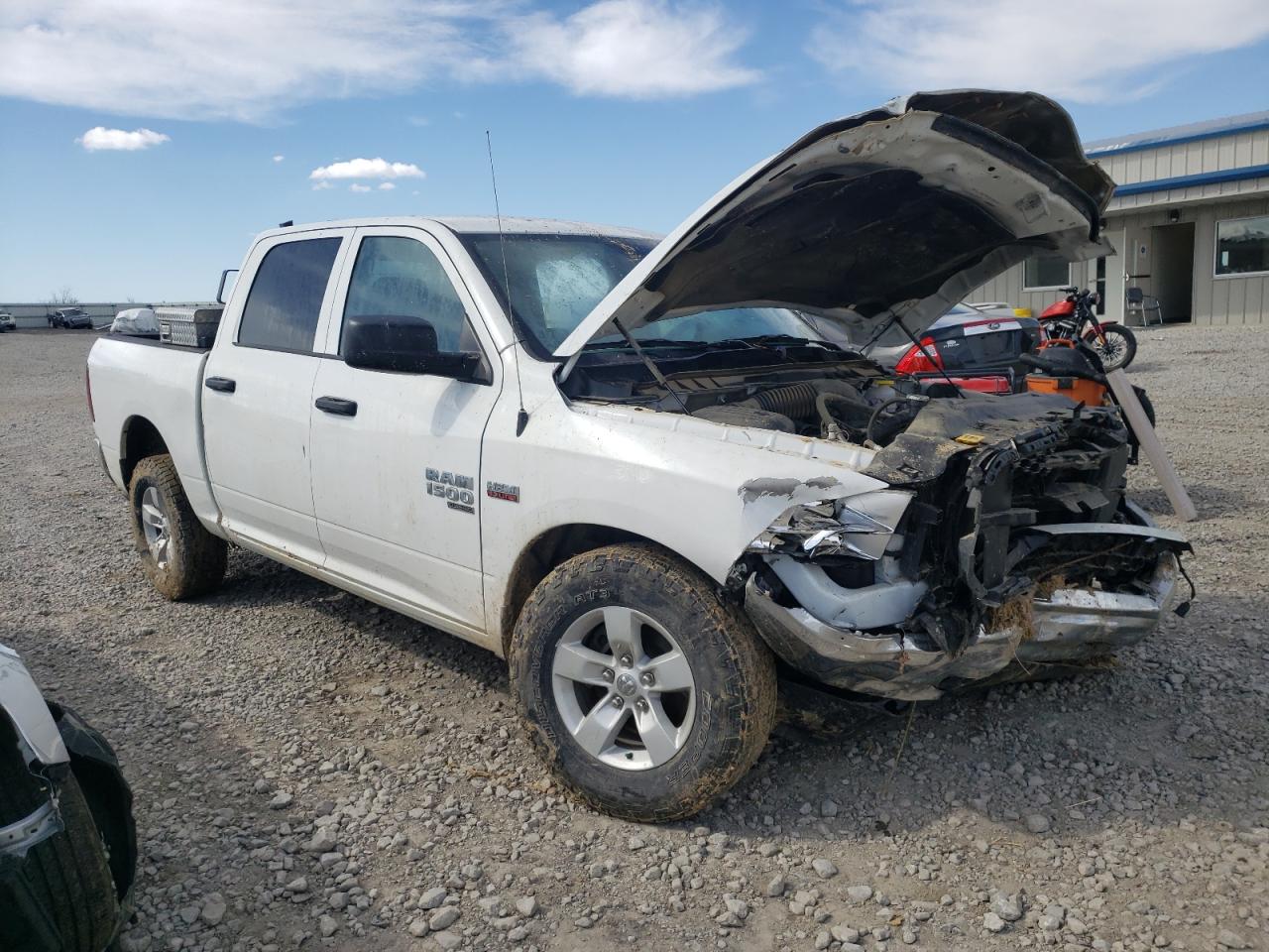 Фото 1 с аукциона – 2020 RAM 1500 CLASS с VIN 3C6RR7KT2LG131015