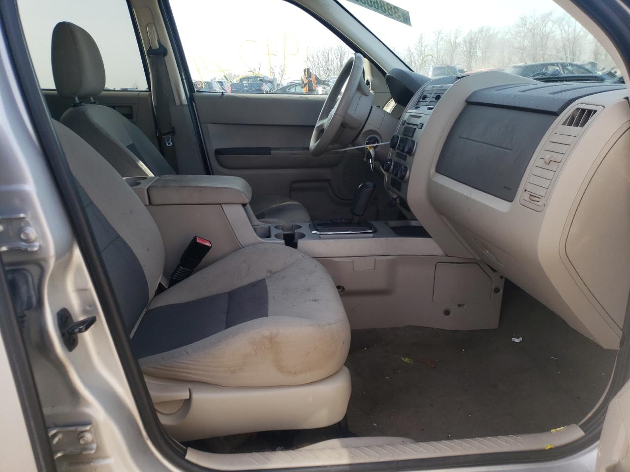 Photo 5 from auction – 2008 FORD ESCAPE XLT with VIN 1FMCU03Z48KC82408