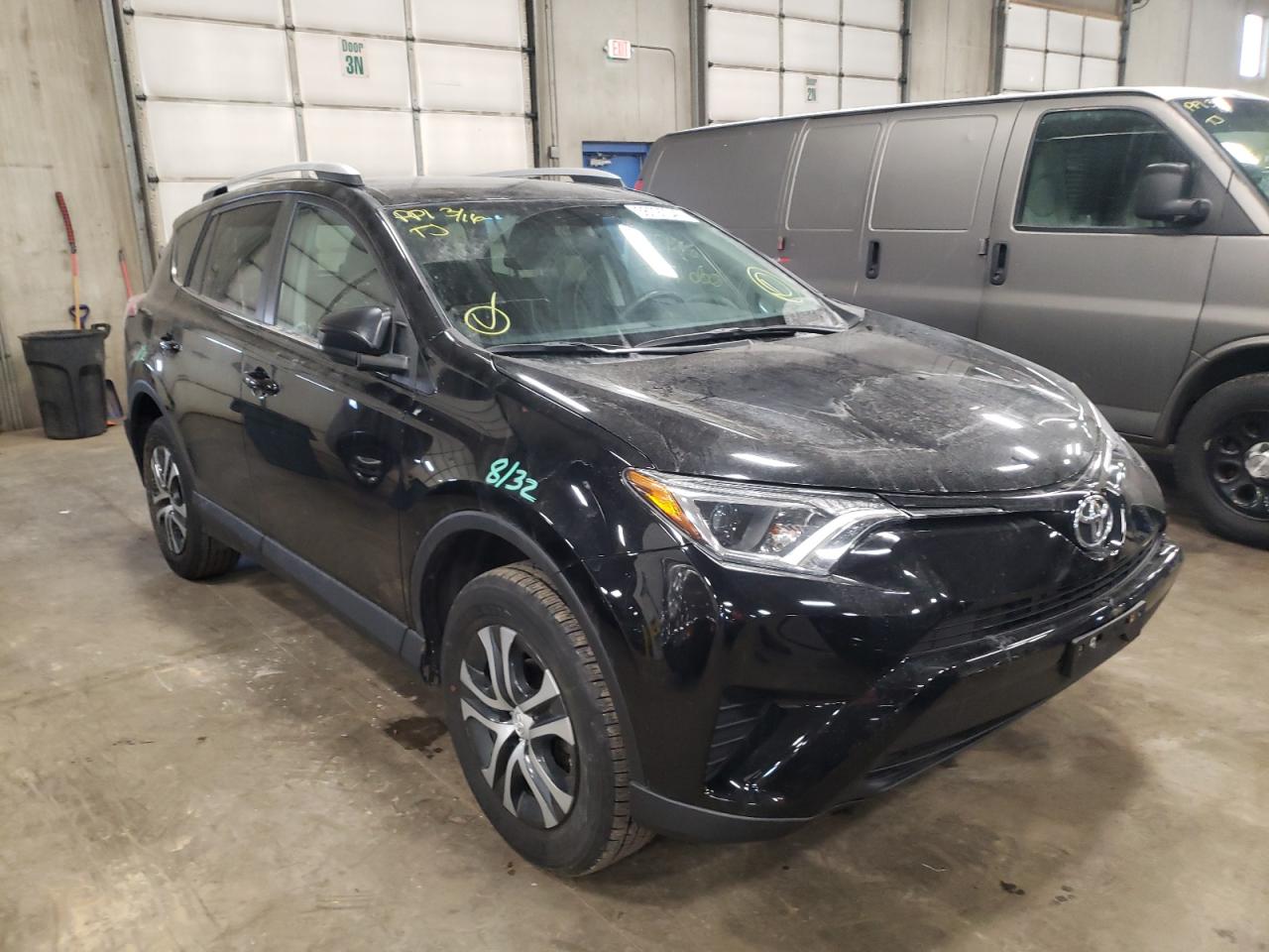TOYOTA RAV4 LE 2016 with VIN 2T3BFREV5GW428166 - Photo from auction