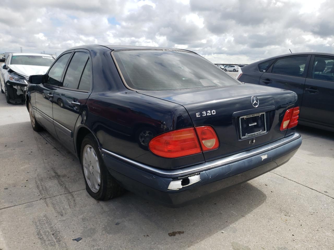 Photo 3 from auction – 1997 MERCEDES-BENZ E 320 with VIN WDBJF55F7VJ035759