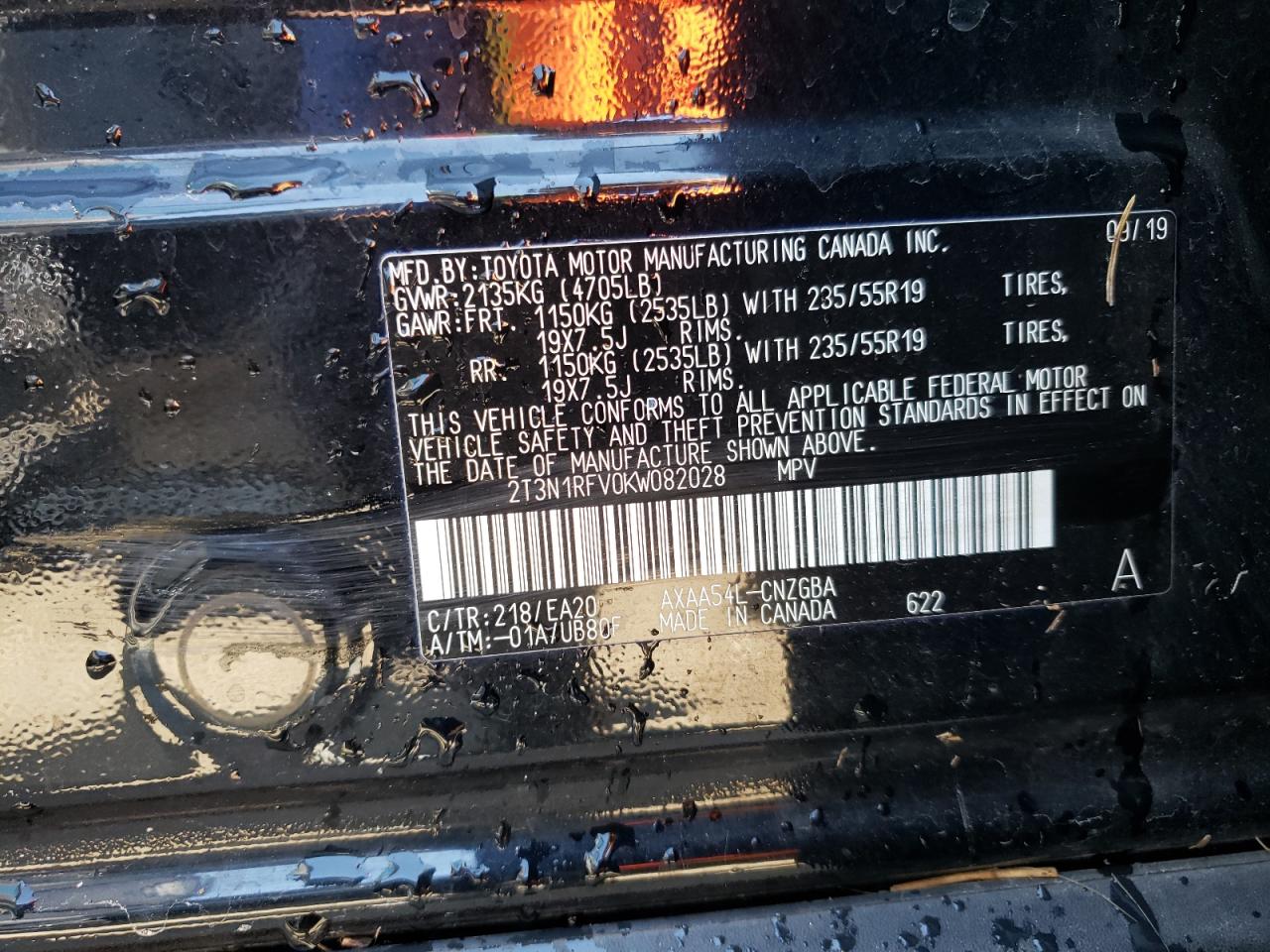 Photo 10 from auction – 2019 TOYOTA RAV4 LIMIT with VIN 2T3N1RFV0KW082028