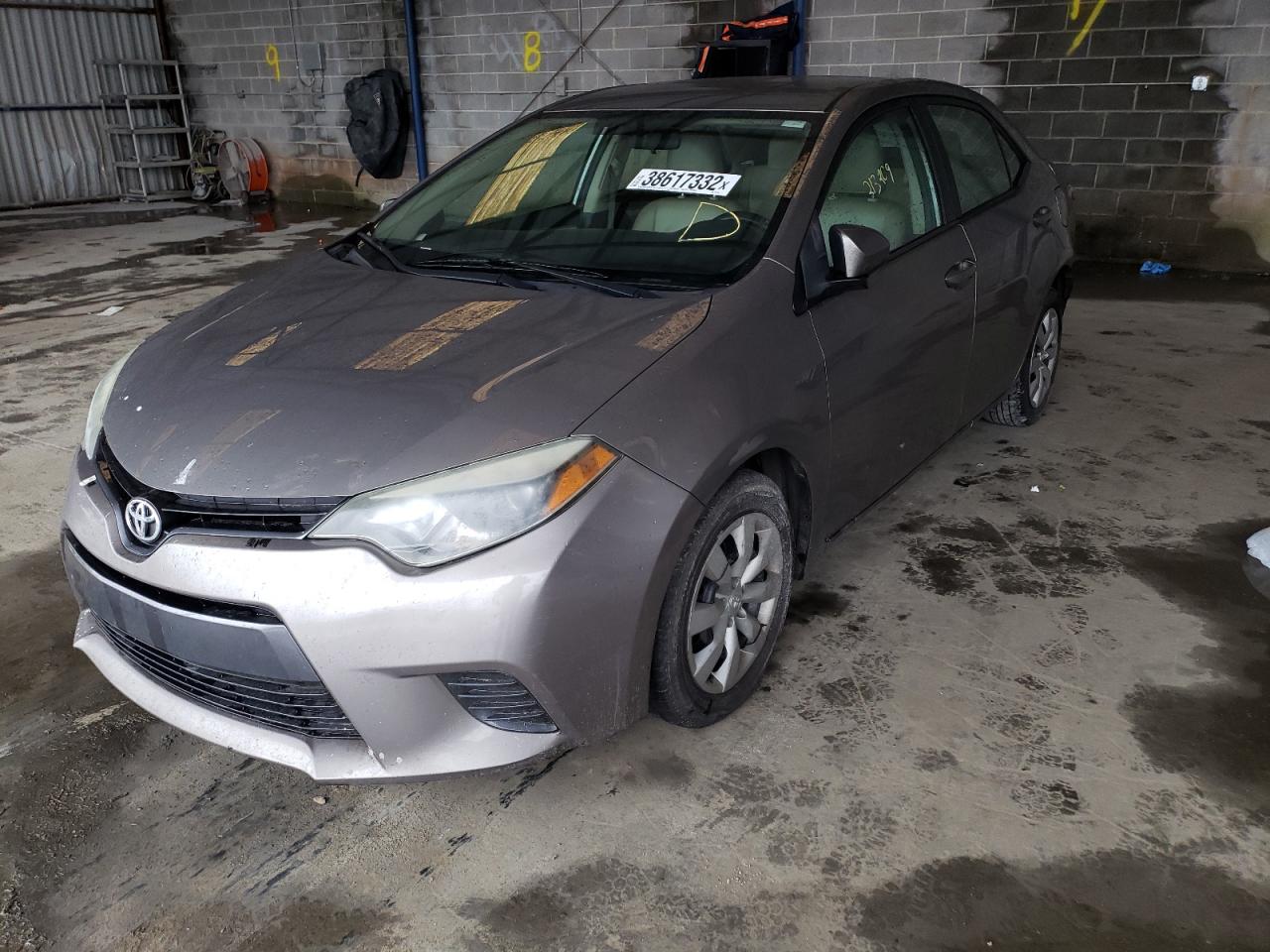 Photo 2 from auction – 2015 TOYOTA COROLLA L with VIN 2T1BURHE7FC305785