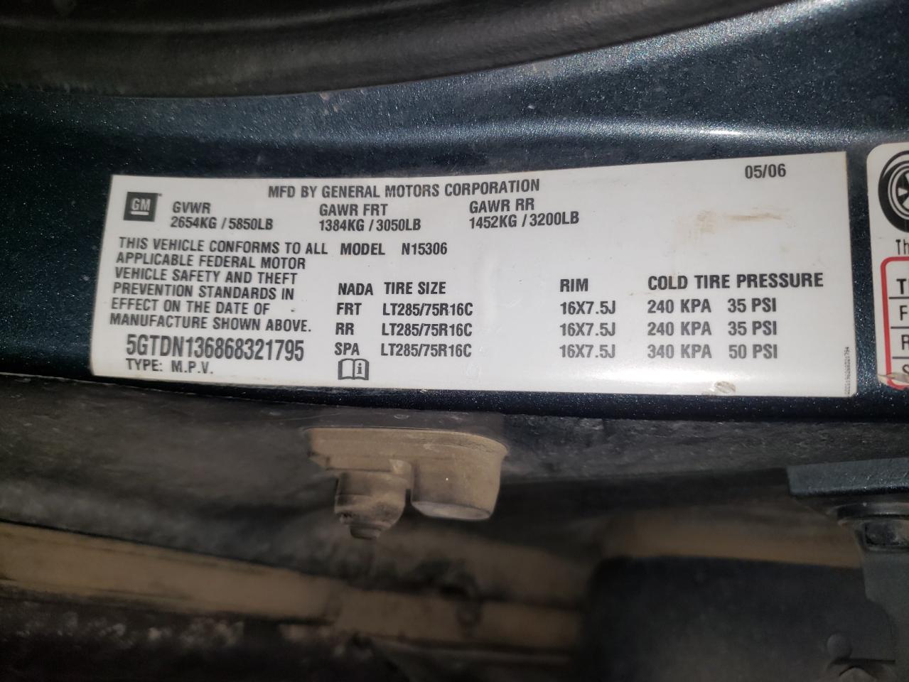 Photo 10 from auction – 2006 HUMMER H3 with VIN 5GTDN136868321795