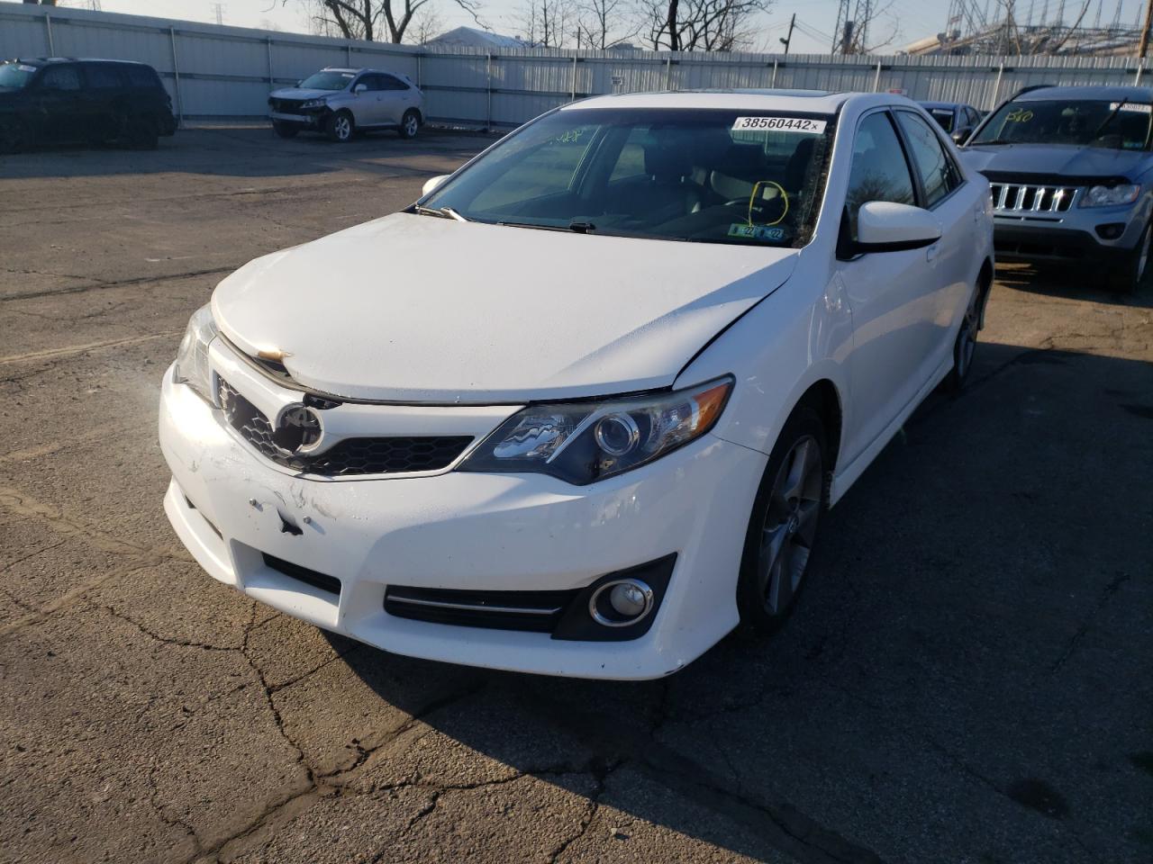 Photo 2 from auction – 2014 TOYOTA CAMRY L with VIN 4T1BF1FK5EU456271