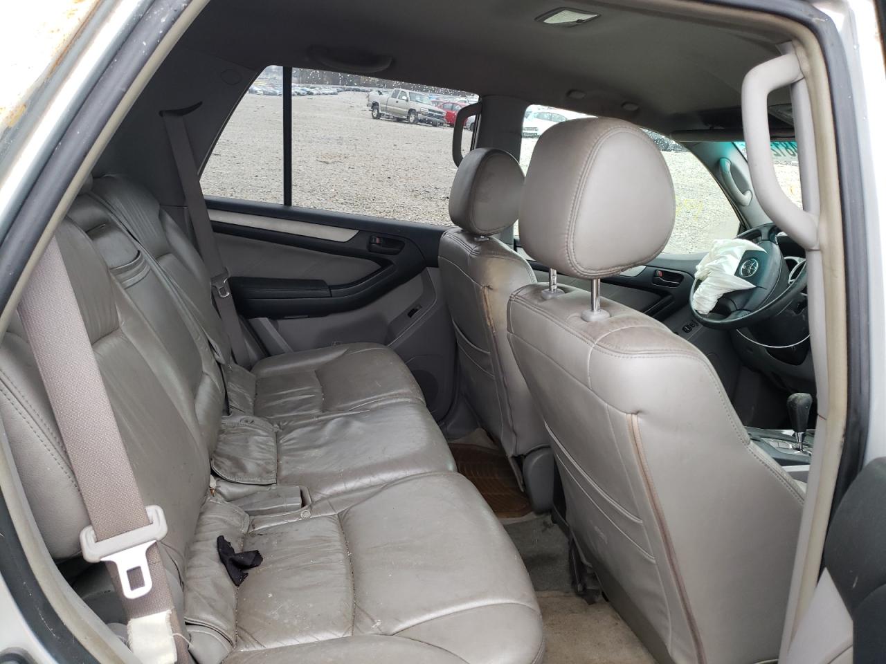 Photo 6 from auction – 2004 TOYOTA 4RUNNER SR with VIN JTEZU14R040042986