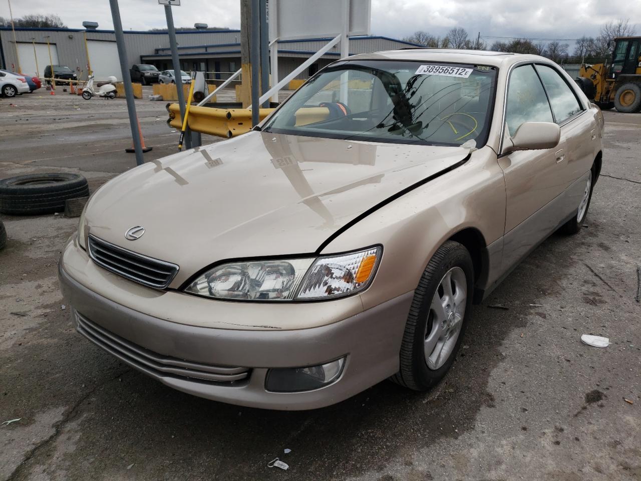صورة رقم 2 من المزاد - 2001 LEXUS ES 300 مع VIN JT8BF28G515105429
