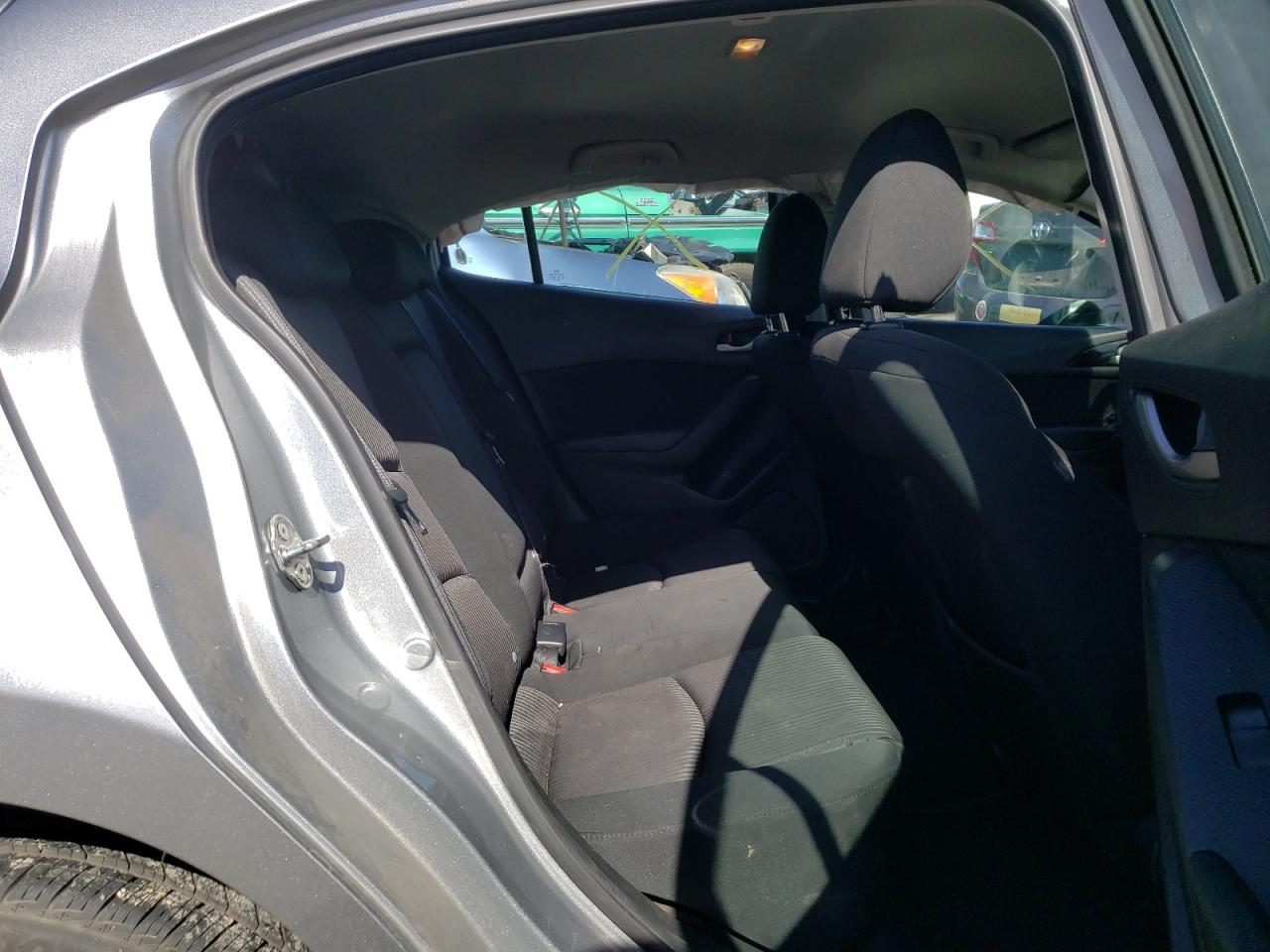 Photo 6 from auction – 2014 MAZDA 3 TOURING with VIN JM1BM1L72E1168641