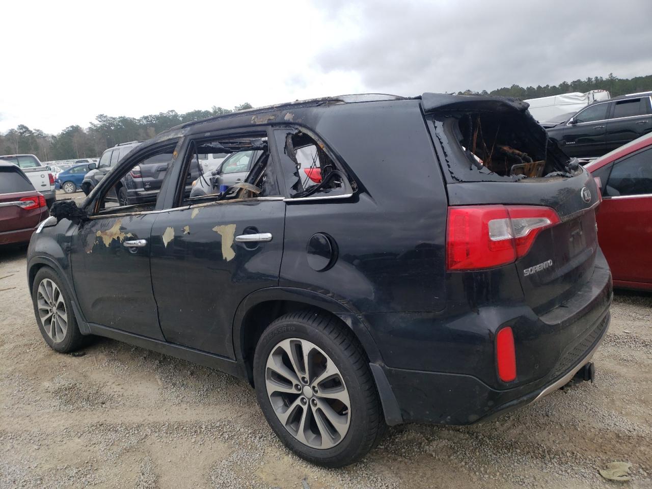 Photo 3 from auction – 2014 KIA SORENTO SX with VIN 5XYKW4A74EG452576
