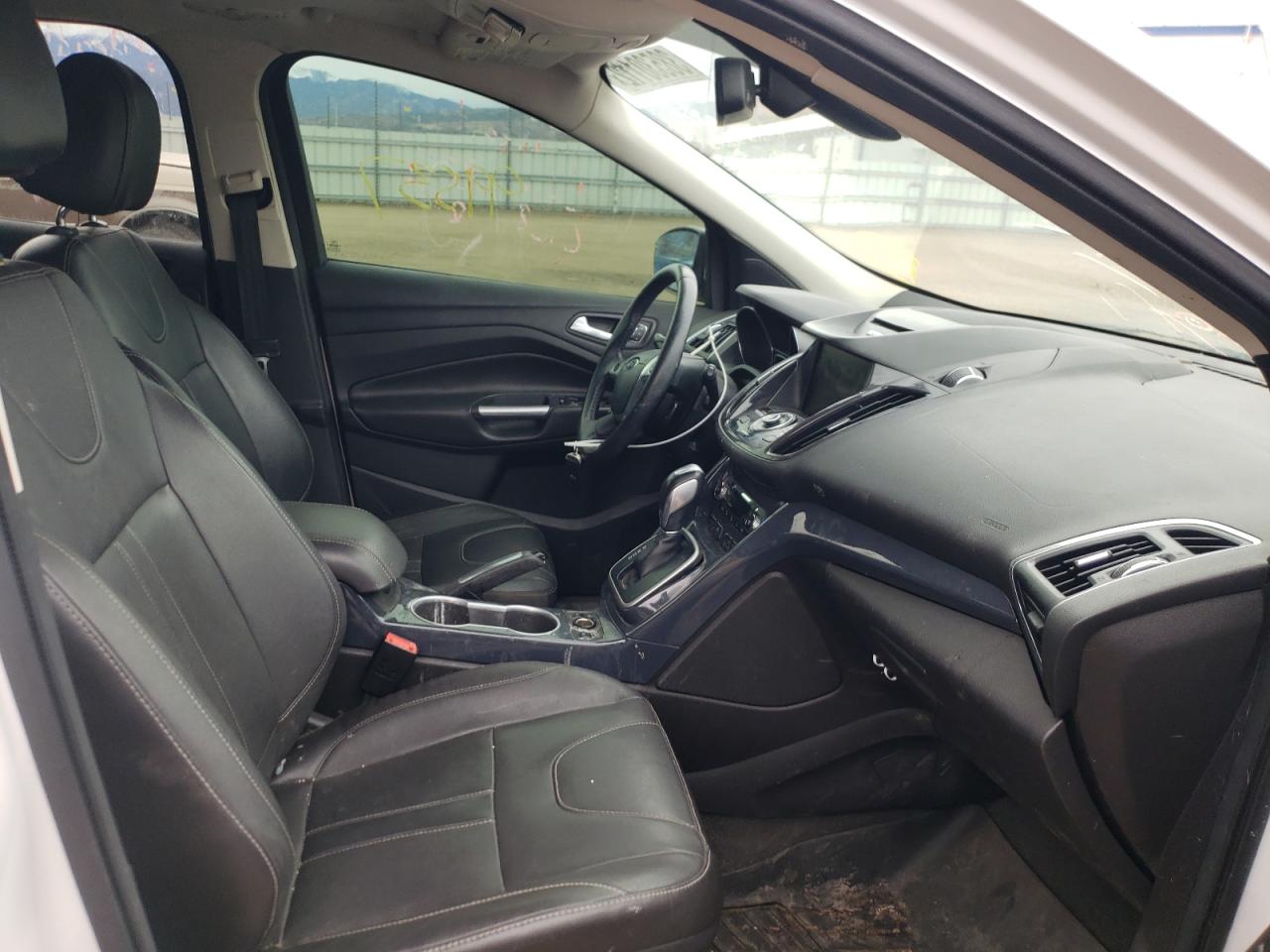 Photo 5 from auction – 2013 FORD ESCAPE TIT with VIN 1FMCU9J9XDUC35387
