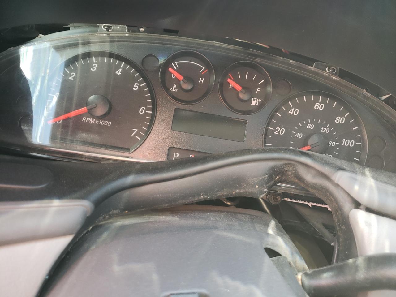 Photo 8 from auction – 2006 FORD TAURUS SE with VIN 1FAFP53U16A236084