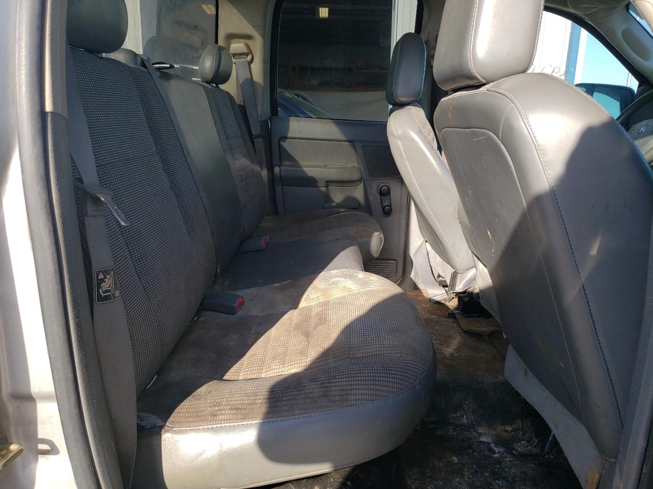 صورة رقم 6 من المزاد - 2006 DODGE RAM 2500 S مع VIN 3D7KR28D06G279834