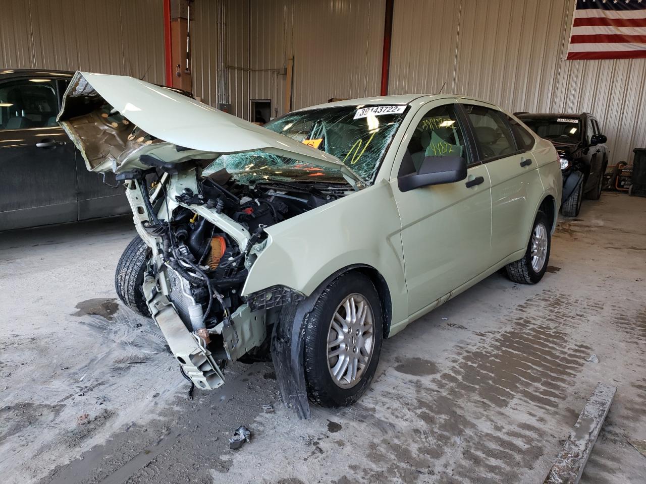 Photo 2 from auction – 2010 FORD FOCUS SE with VIN 1FAHP3FN2AW247964