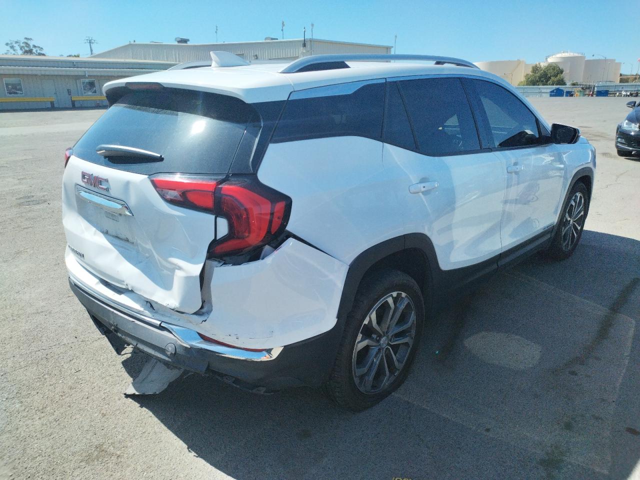 Photo 4 from auction – 2018 GMC TERRAIN SL with VIN 3GKALPEX6JL258378