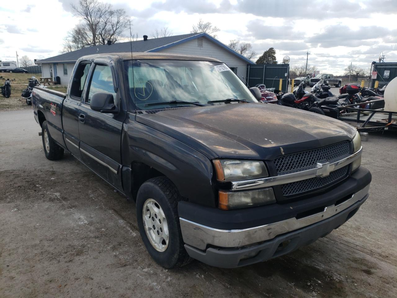 CHEVROLET SILVERADO 2003 with VIN 1GCEK19TX3E255619 - Photo from auction