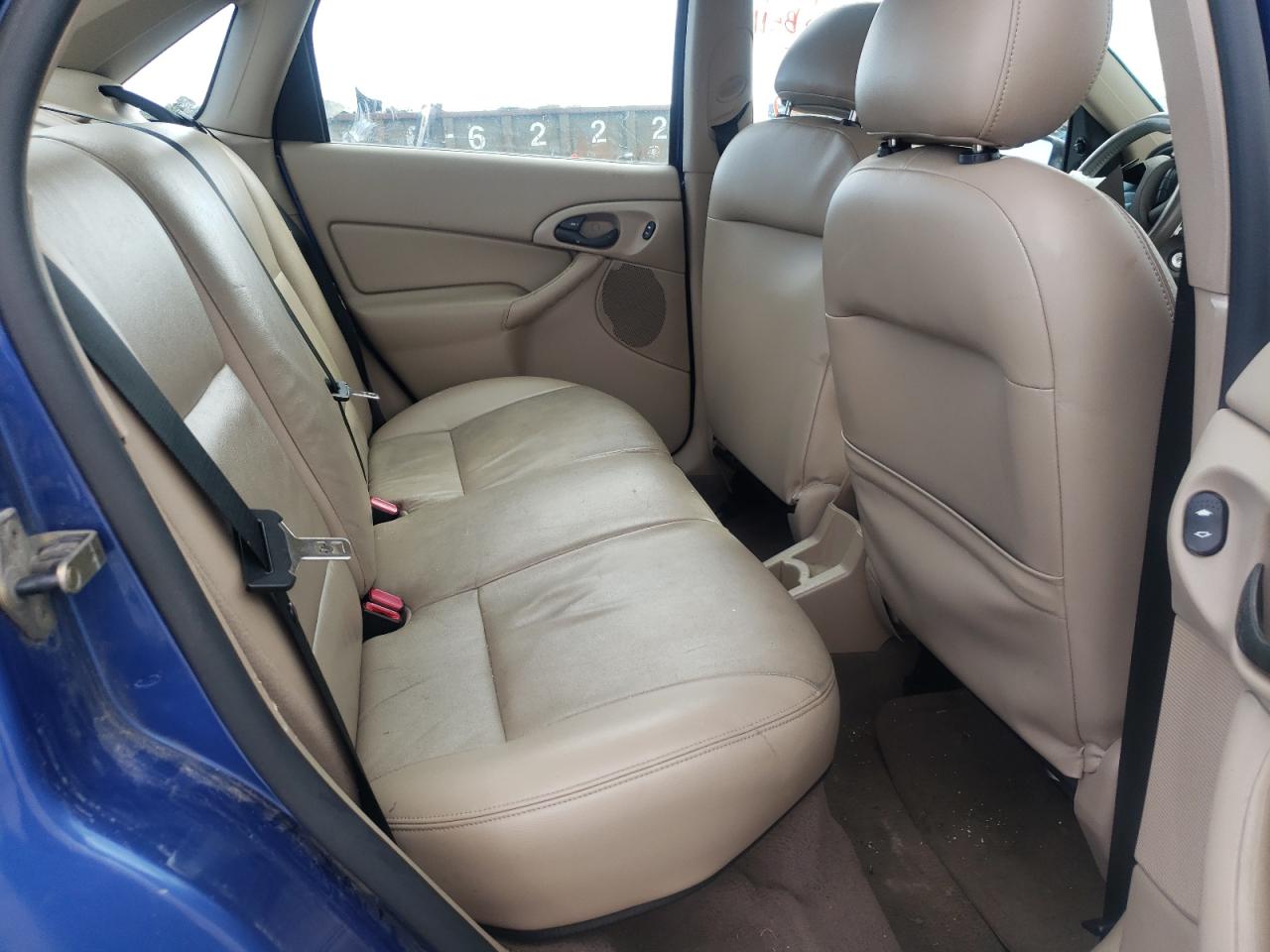 Photo 6 from auction – 2004 FORD FOCUS ZTS with VIN 1FAFP38Z74W149718