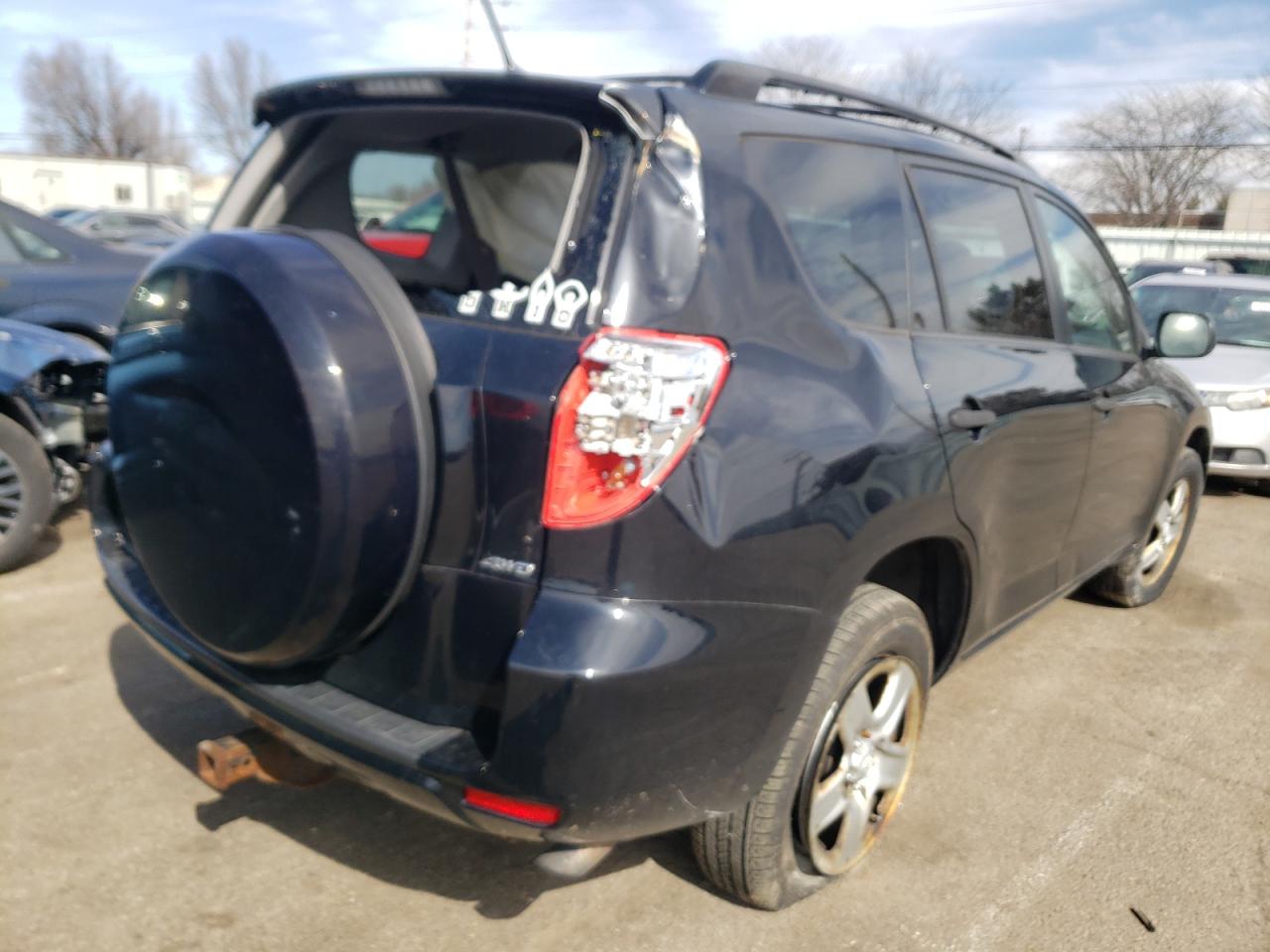 Photo 4 from auction – 2010 TOYOTA RAV4 with VIN JTMBF4DV9AD028426