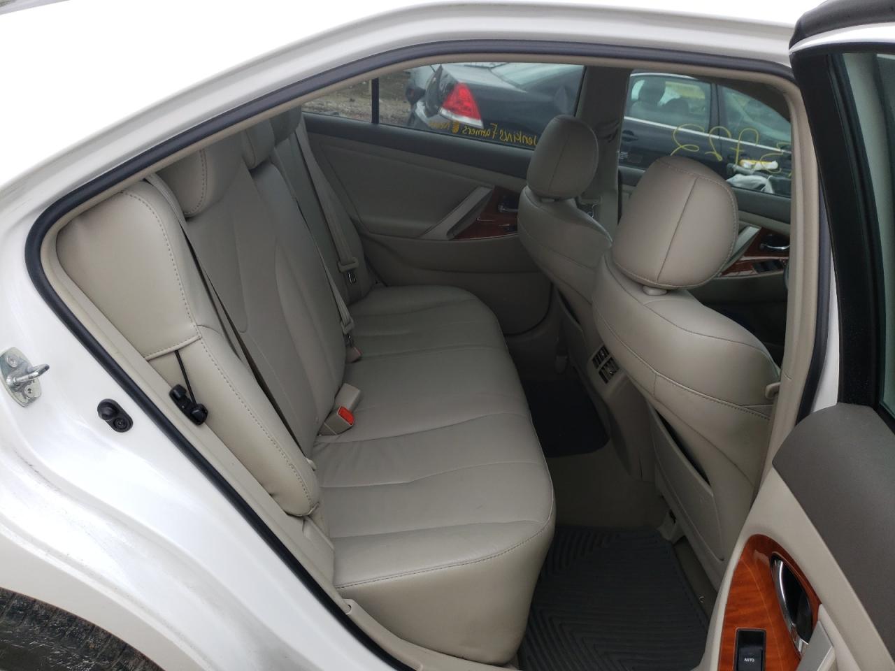 Photo 6 from auction – 2011 TOYOTA CAMRY BASE with VIN 4T1BF3EK6BU767765