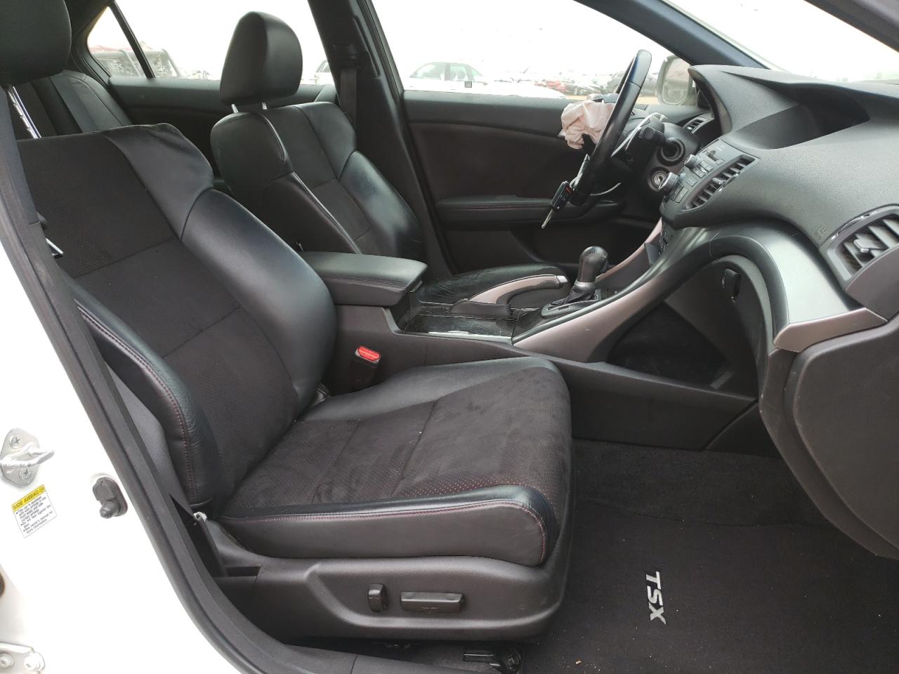 Photo 5 from auction – 2012 ACURA TSX SE with VIN JH4CU2F87CC009824