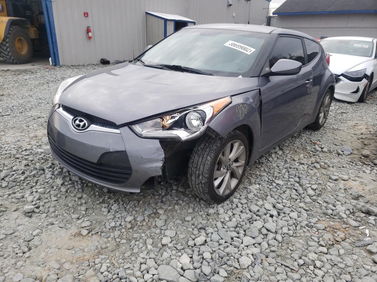 Photo 2 from auction – 2017 HYUNDAI VELOSTER with VIN KMHTC6AD0HU306723