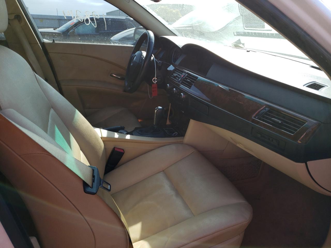 Photo 5 from auction – 2007 BMW 530 I with VIN WBANE73597CM53305