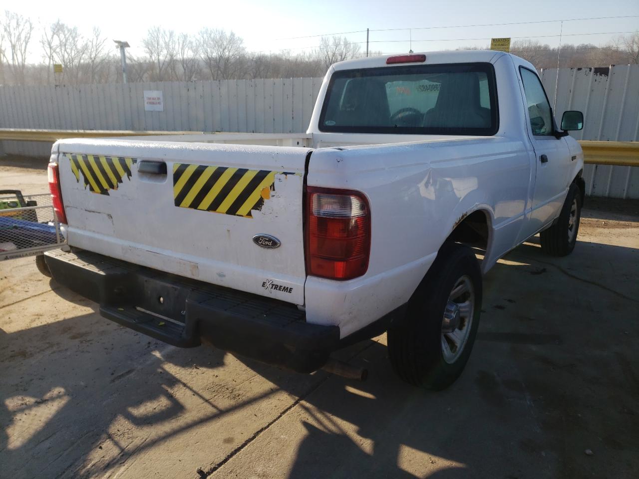 Photo 4 from auction – 2004 FORD RANGER with VIN 1FTYR10D94PB31202
