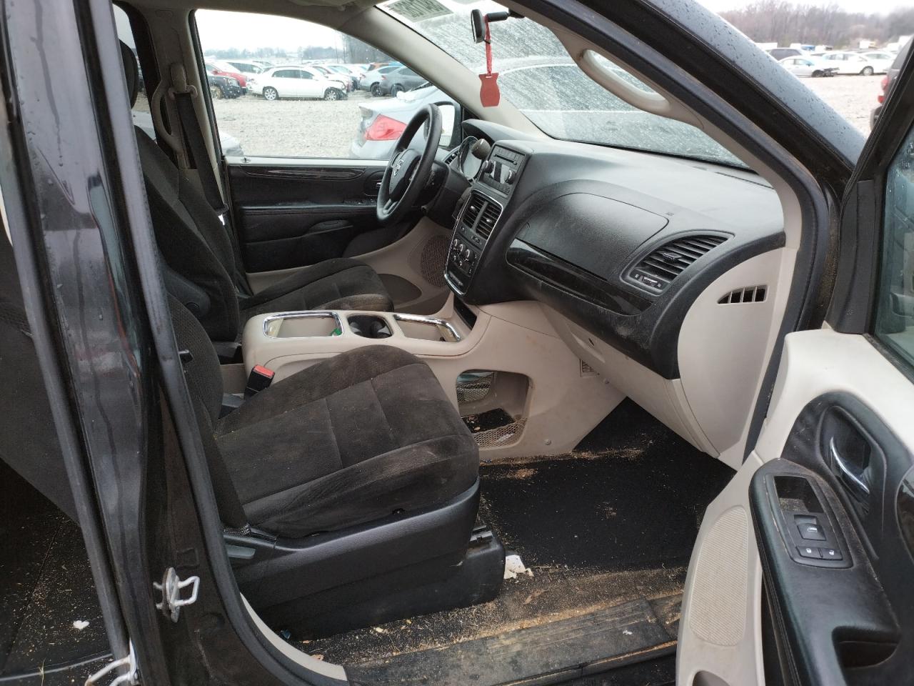 Photo 5 from auction – 2013 DODGE GRAND CARA with VIN 2C4RDGCG0DR551456