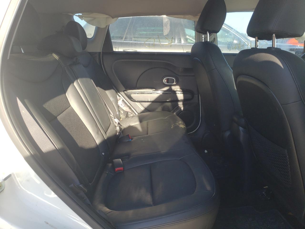 Photo 6 from auction – 2016 KIA SOUL ! with VIN KNDJX3A55G7263307