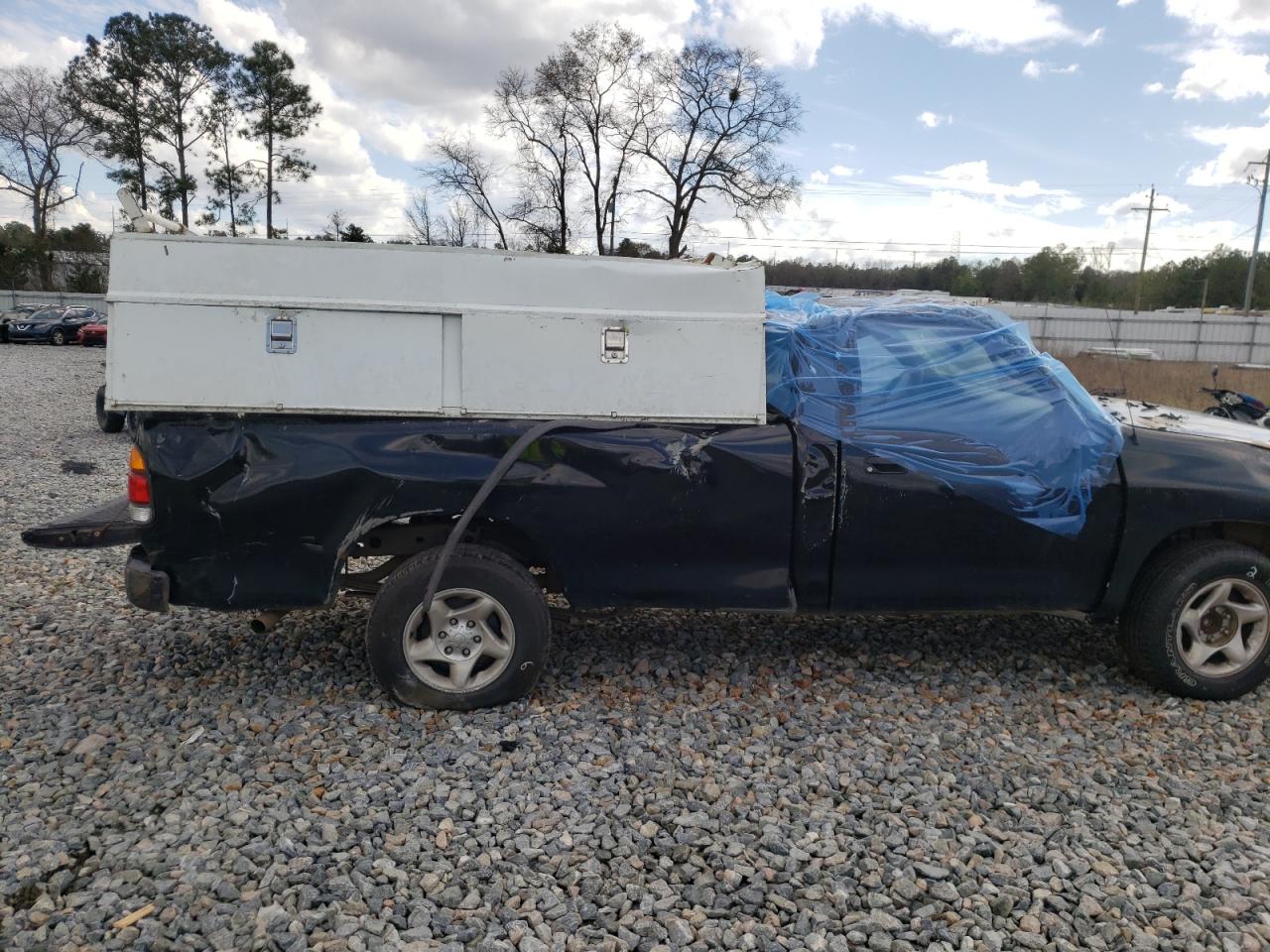 Photo 9 from auction – 2003 TOYOTA TUNDRA with VIN 5TBJN32103S436242