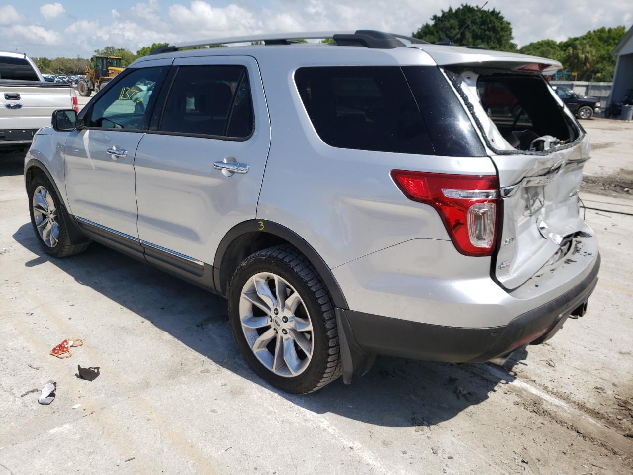Photo 3 from auction – 2014 FORD EXPLORER X with VIN 1FM5K8D84EGB88871