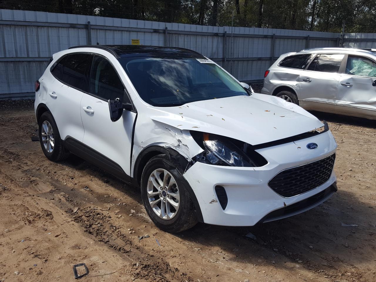 FORD ESCAPE SE 2021 with VIN 1FMCU0G69MUA99858 - Photo from auction