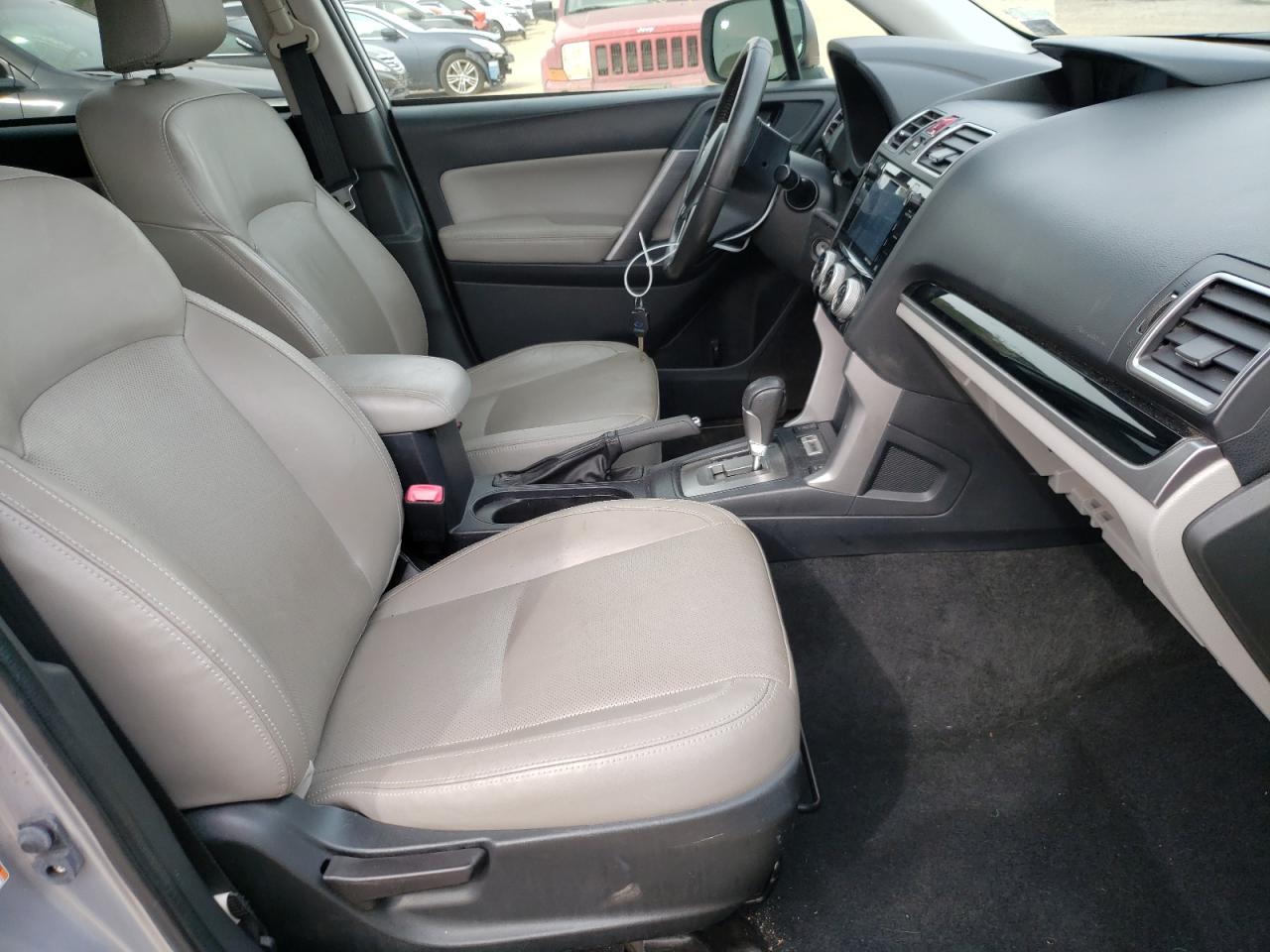 Photo 5 from auction – 2017 SUBARU FORESTER 2 with VIN JF2SJAJC9HH401730