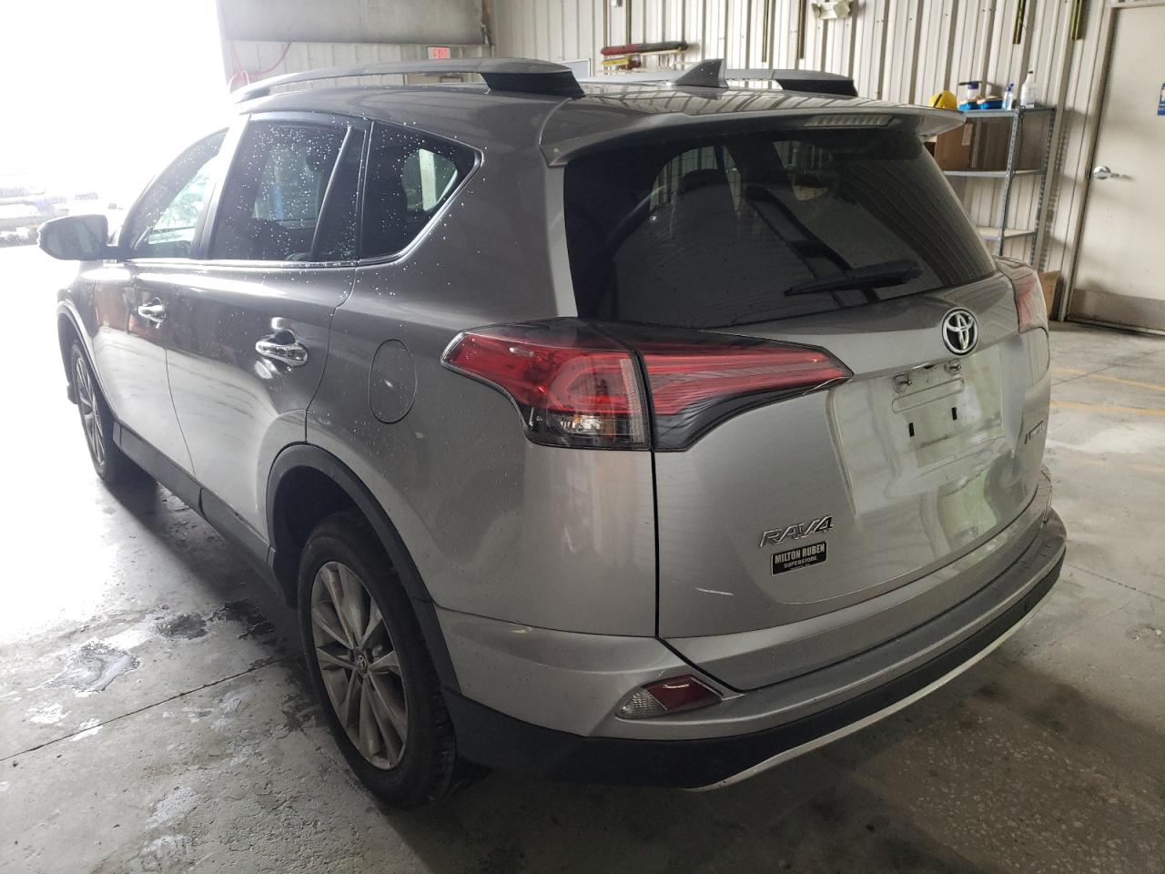 Photo 3 from auction – 2016 TOYOTA RAV4 LIMIT with VIN 2T3YFREV9GW285622