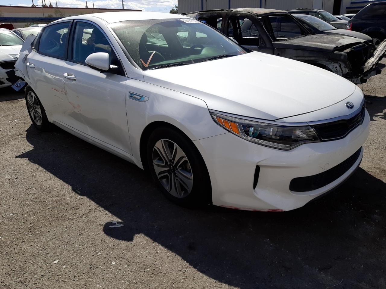 KIA OPTIMA HYB 2017 with VIN KNAGU4LE7H5014068 - Photo from auction