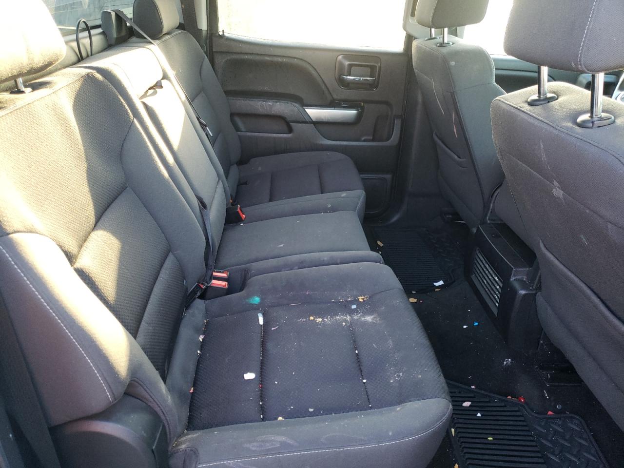 Photo 6 from auction – 2018 CHEVROLET SILVERADO with VIN 3GCUCRER3JG407389