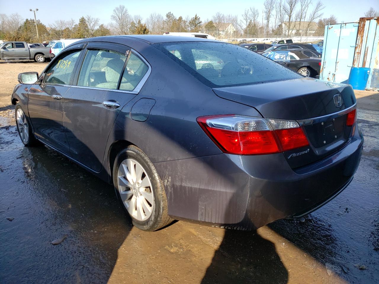 Photo 3 from auction – 2015 HONDA ACCORD EX with VIN 1HGCR2F73FA184034