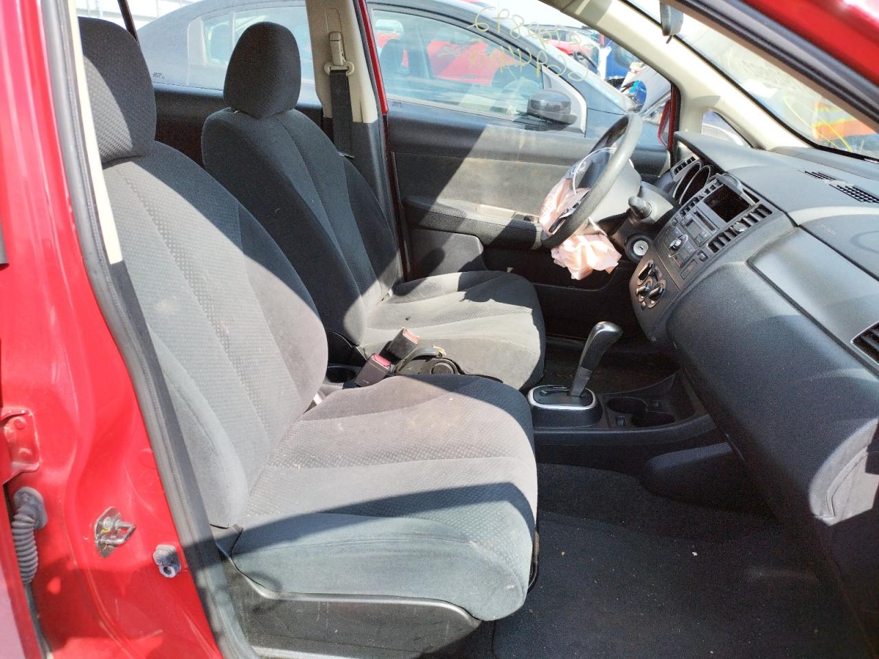 Photo 5 from auction – 2011 NISSAN VERSA S with VIN 3N1BC1CP5BL483282