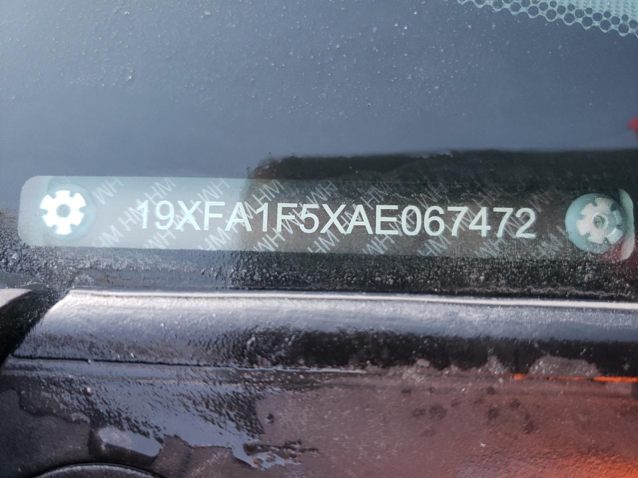 Photo 10 from auction – 2010 HONDA CIVIC LX with VIN 19XFA1F5XAE067472