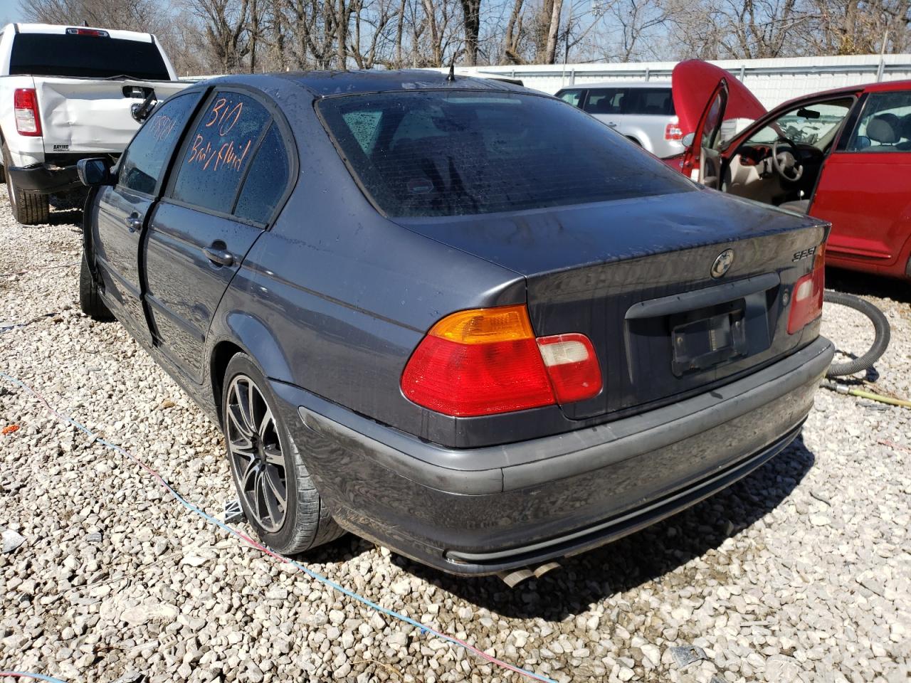 Фото 3 с аукциона – 2000 BMW 323 I с VIN WBAAM3348YKC72675