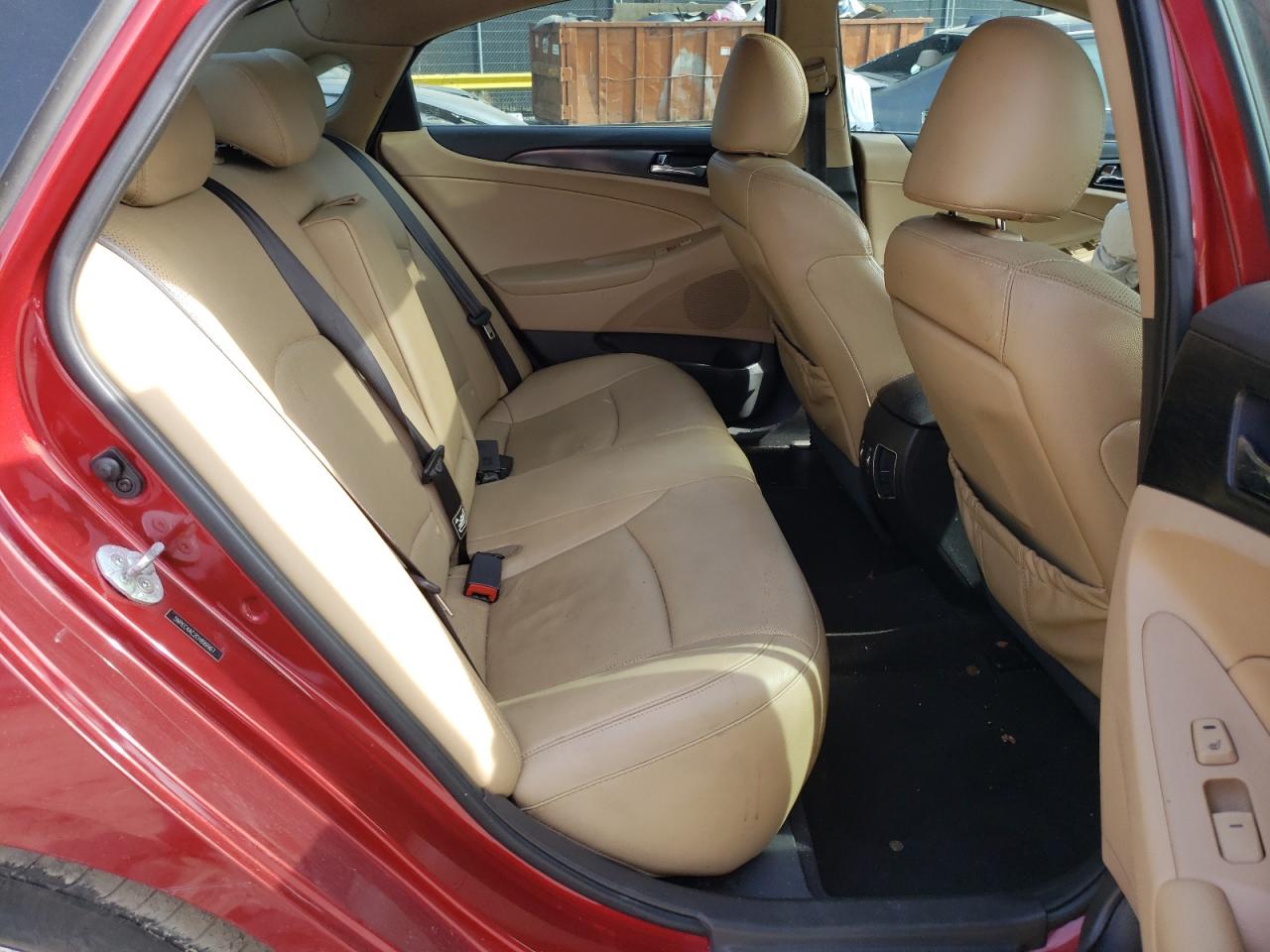 Photo 6 from auction – 2014 HYUNDAI SONATA SE with VIN 5NPEC4AC2EH899967