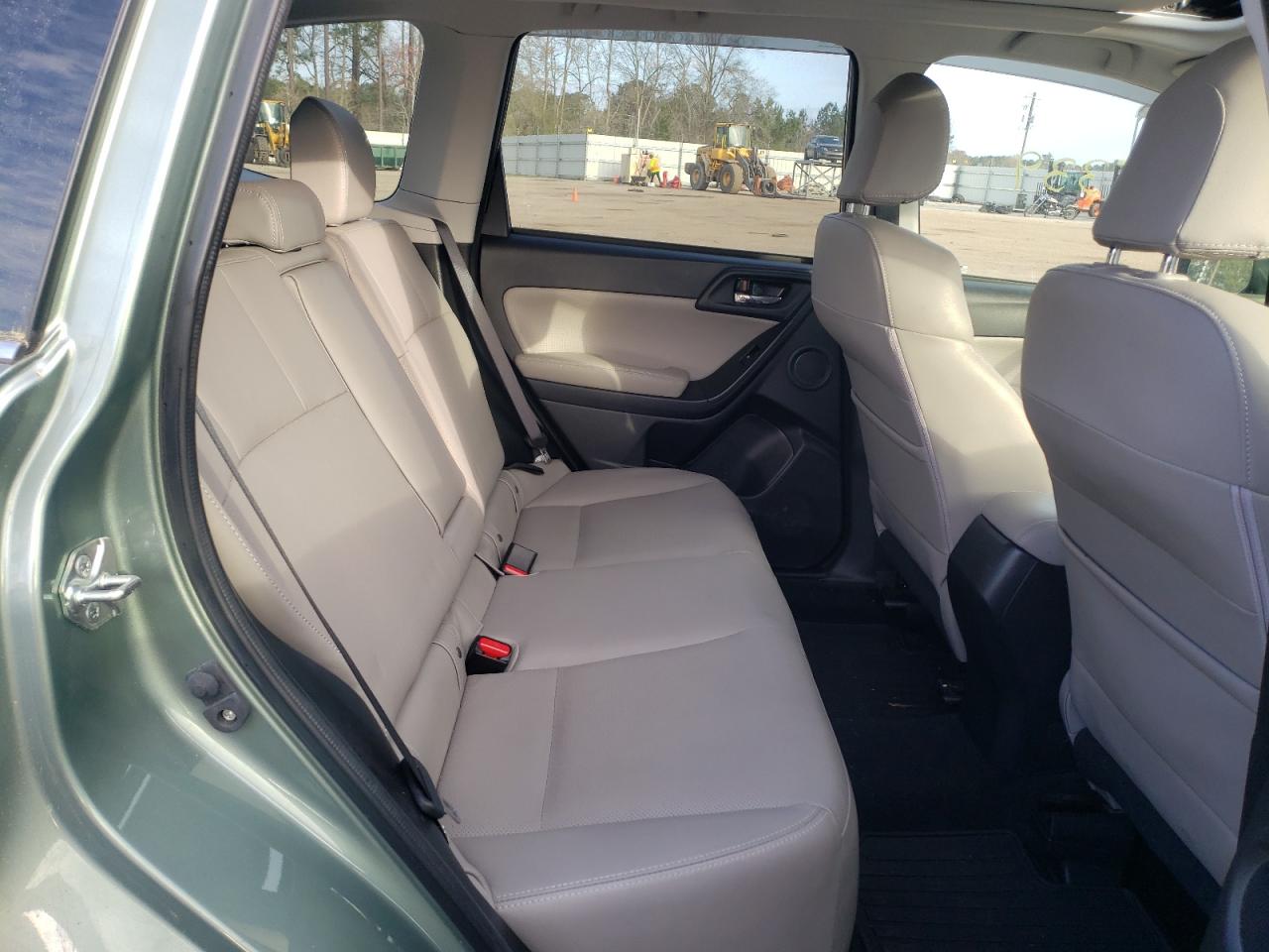 Photo 6 from auction – 2016 SUBARU FORESTER 2 with VIN JF2SJAVC6GH501776