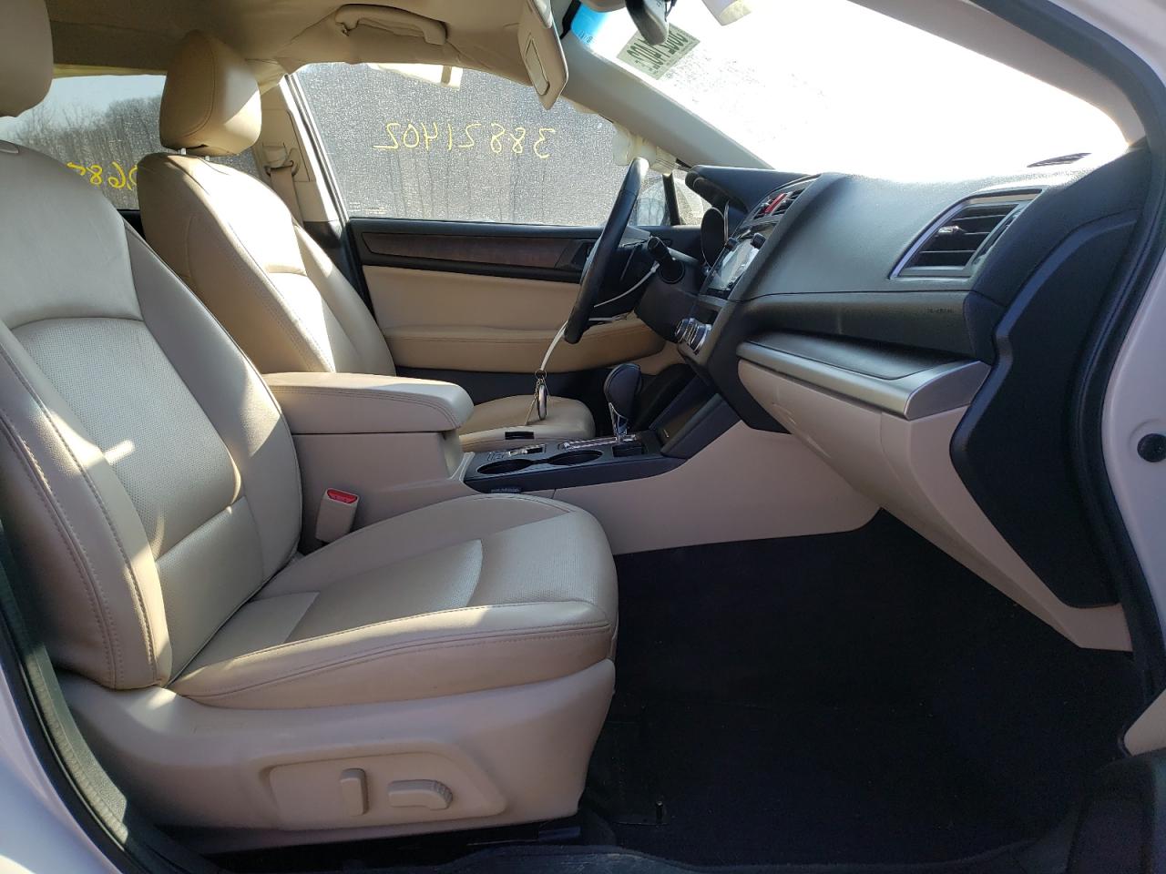 Photo 5 from auction – 2015 SUBARU OUTBACK 2. with VIN 4S4BSBNCXF3240452