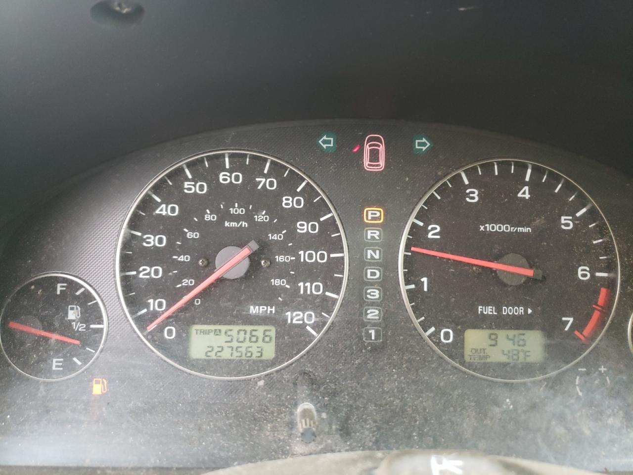 Photo 8 from auction – 2003 SUBARU LEGACY L with VIN 4S3BE635737215164