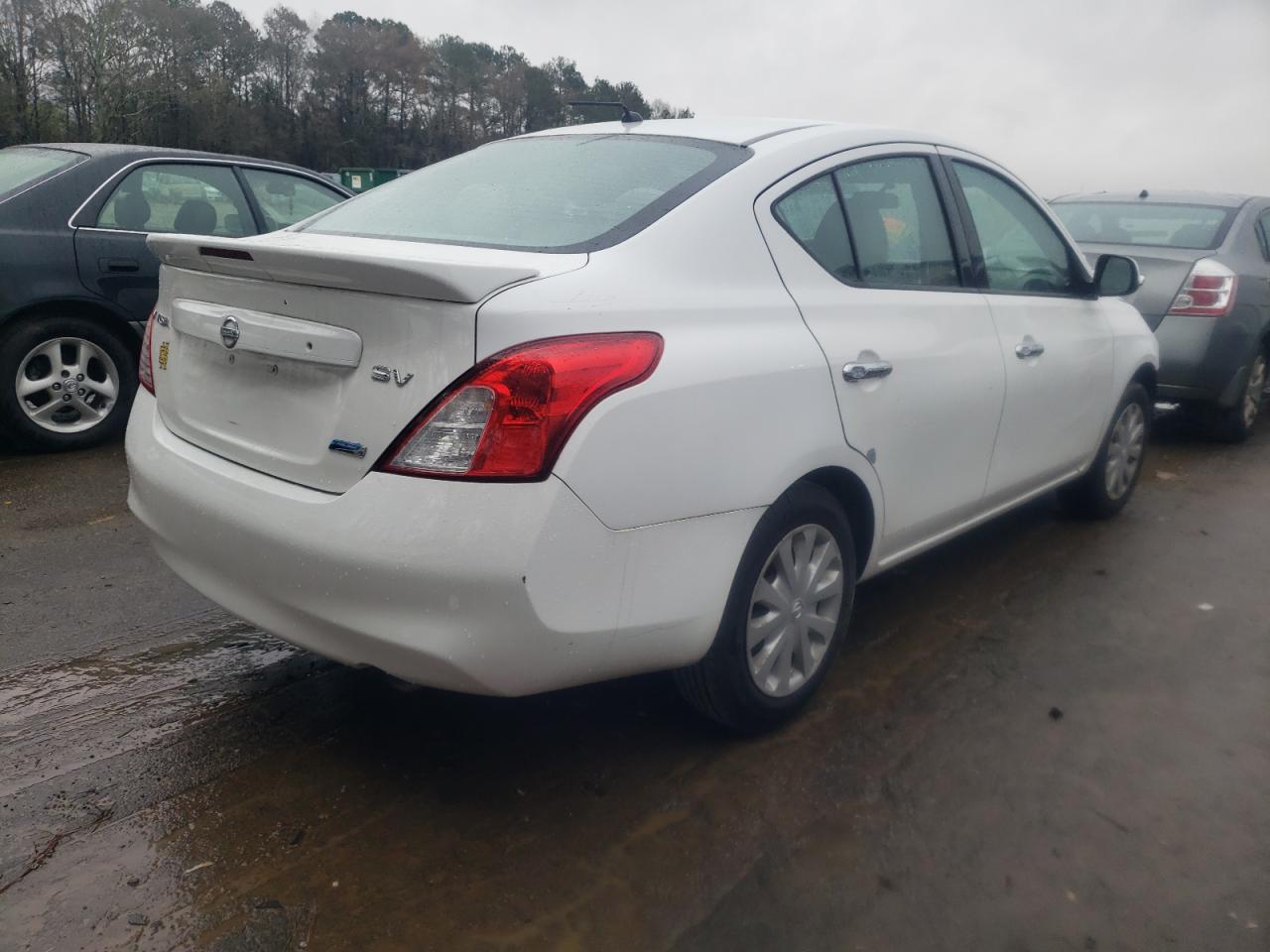 Photo 4 from auction – 2014 NISSAN VERSA with VIN 3N1CN7AP1EL820328