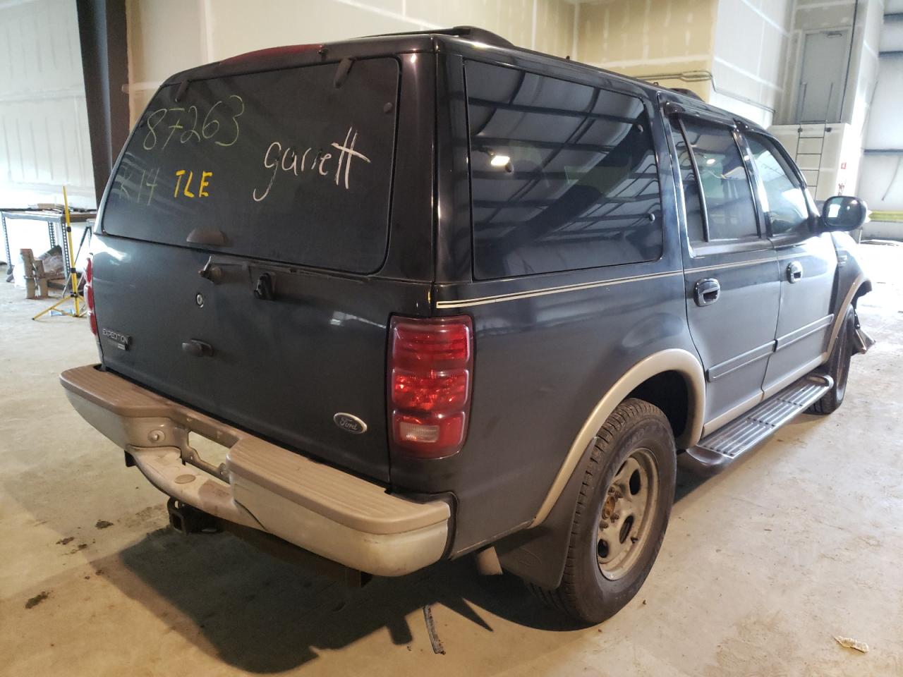 Photo 4 from auction – 1999 FORD EXPEDITION with VIN 1FMPU18L2XLC13544